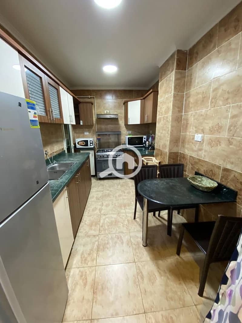 7 21b31a84-f703-4a8c-9c3d-e1b26e231f7d. jpeg