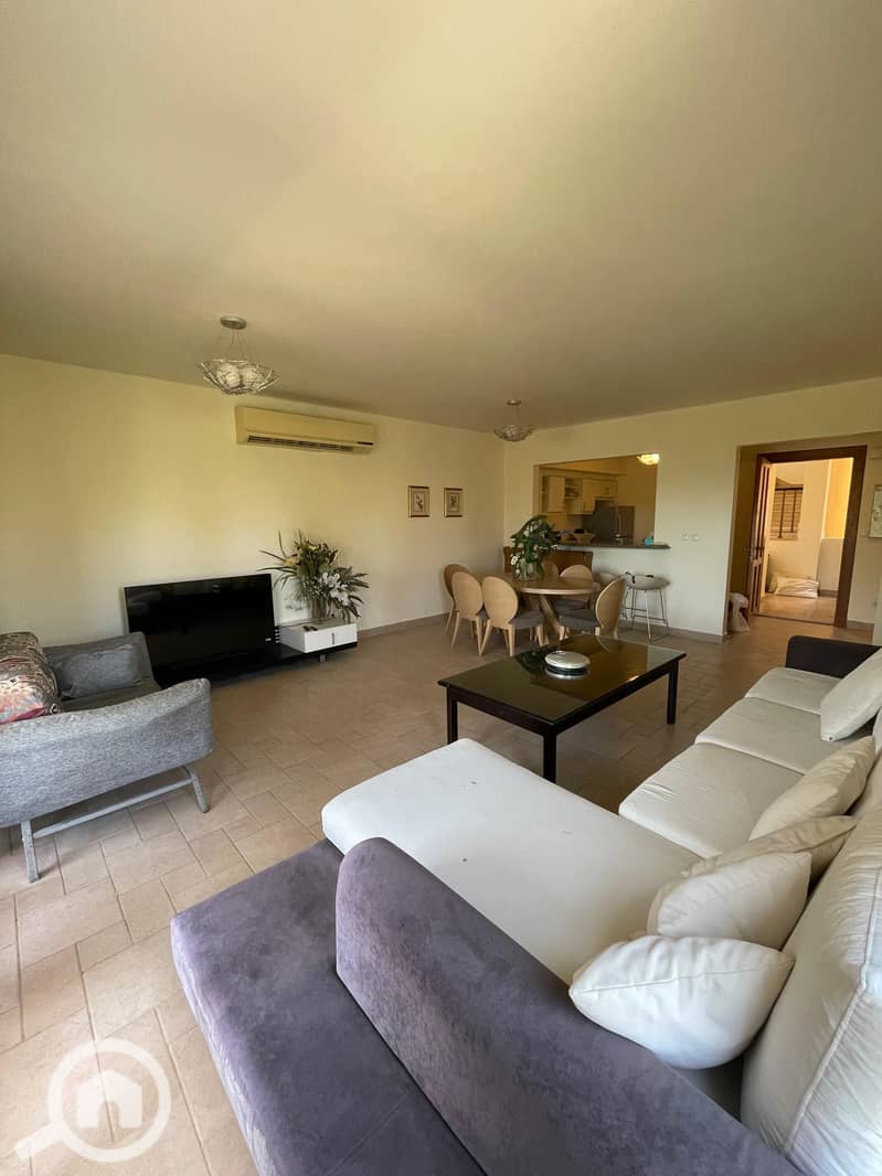 12 63276cc6-9dcd-477e-adba-21f9efae837f. JPG