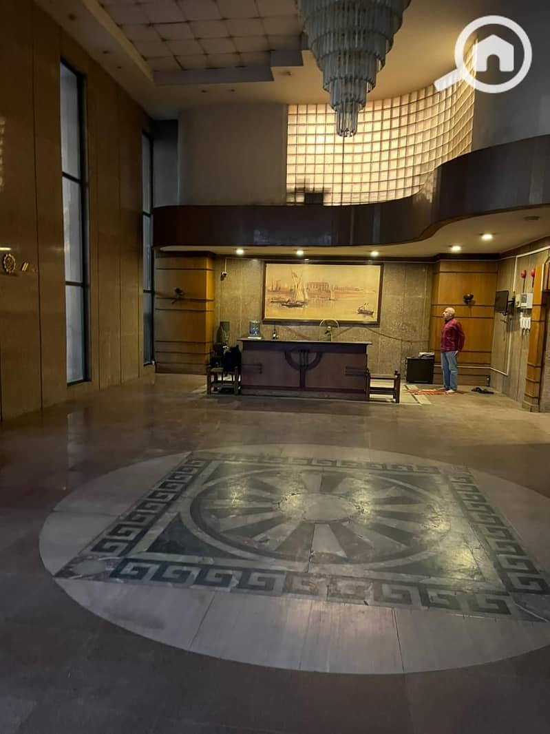 2 39f4f93e-d3da-4b0b-8458-da15d31efa8e. jpg