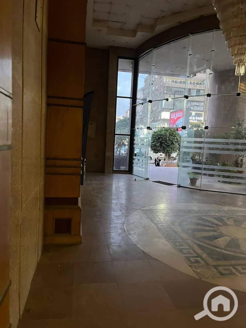 5 94b431b1-9d0e-4004-9312-ea35fa679590. jpg