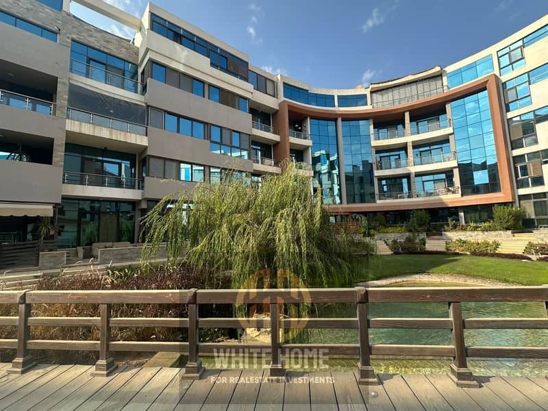 5 d8834f44-0b7e-4b8b-9c81-4f4fc4dc252a. jpeg