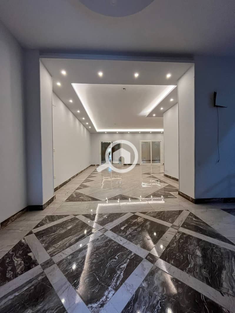 7 d8a49cd8-f76d-437c-9b31-e28e06ebf3ed. jpg