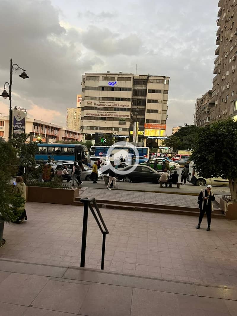 6 81531841-22cf-4cc6-b43e-4078e81d8337. jpg