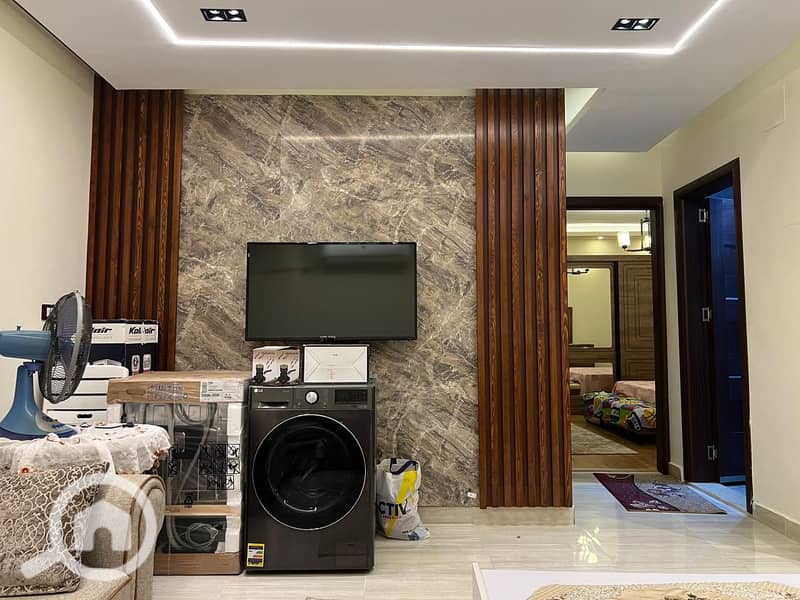 6 db151806-7972-4b7f-ae8b-0ac4a07e477e. jpg