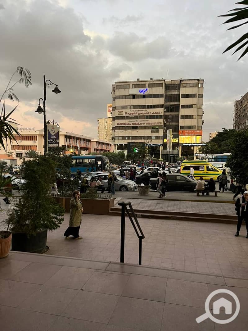 7 5157b849-2ae9-4299-af9b-0ad9b0ca417d. jpg