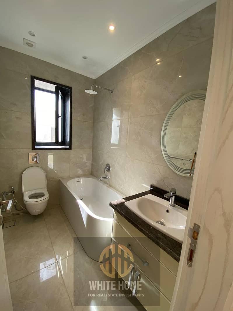 13 1a3d457c-fc04-4f08-a9c4-1a3718903edd. jpeg