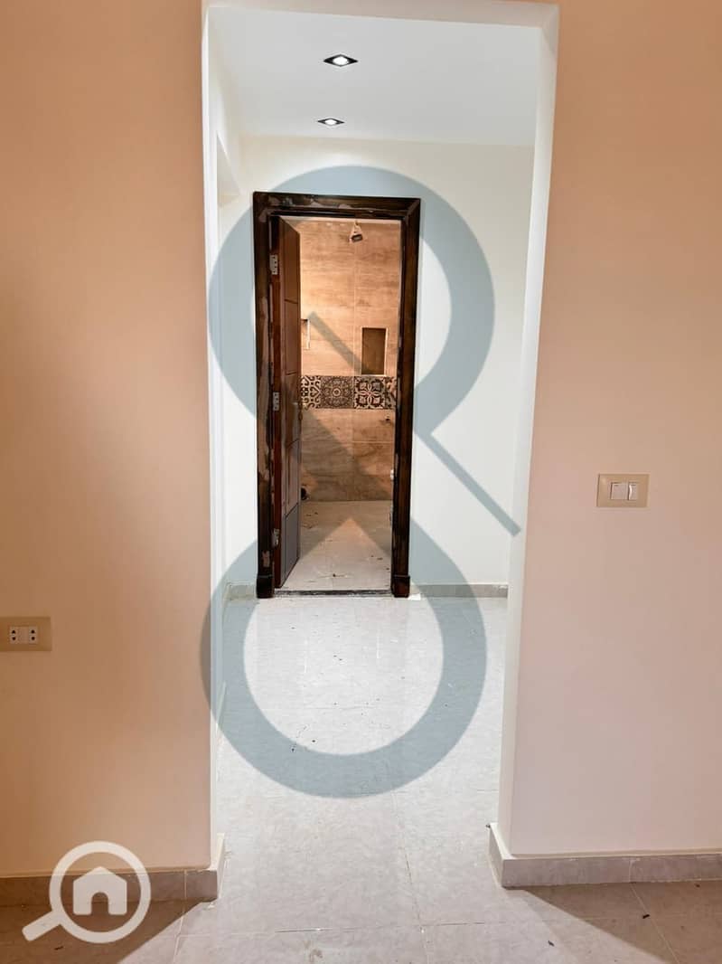 8 Valore Smouha 8616 5. jpg