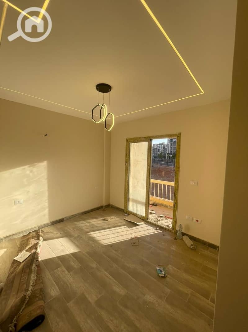 6 72d25916-8fe2-4ee8-ae12-fe9f99233c78. jpg