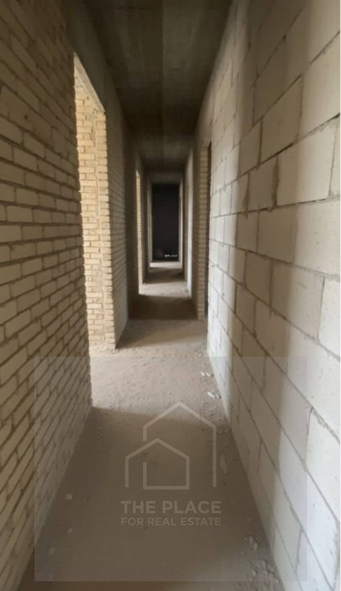 10 WhatsApp Image 2025-12-17 at 15.31. 52_524f70d9. jpg