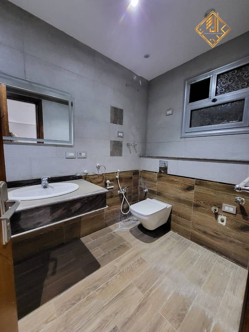 5 WhatsApp Image 2025-11-23 at 21.28. 24. jpeg