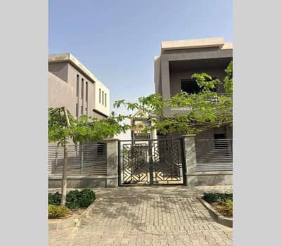 فیلا 3 غرف نوم للبيع في 6 أكتوبر، الجيزة - 476289302_122141542682526688_7100473814616063166_n. jpg