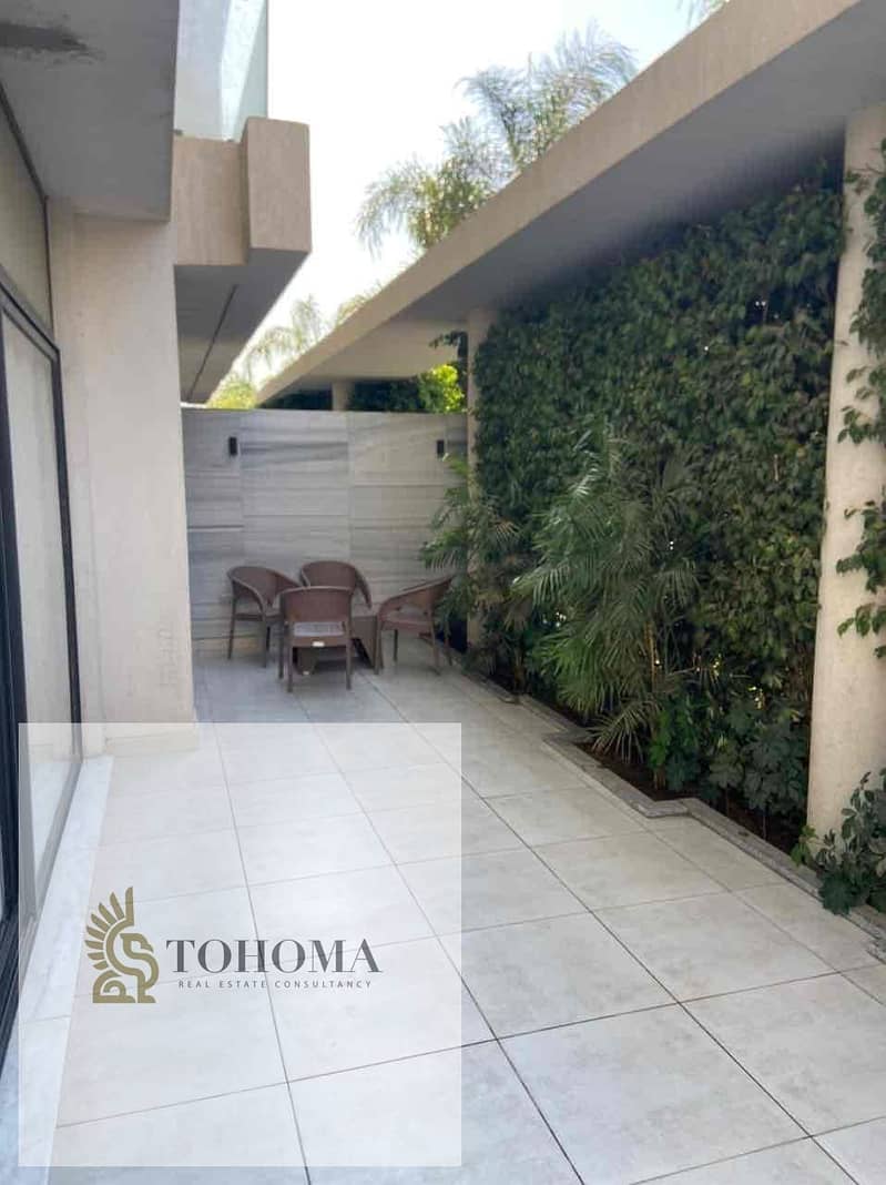 14 8b74e5eb-fe93-42f3-b77f-35b2f5f28bff. jpg