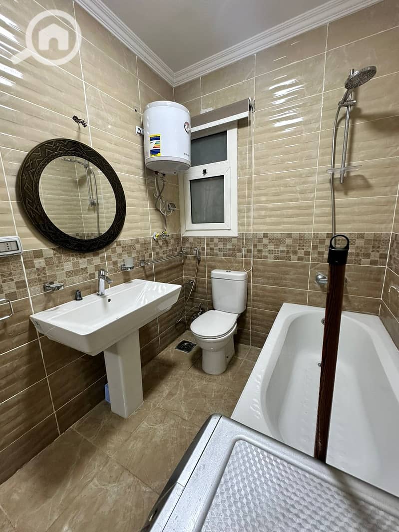 10 327638c6-53ed-4d38-9315-45282b89ff40. jpeg