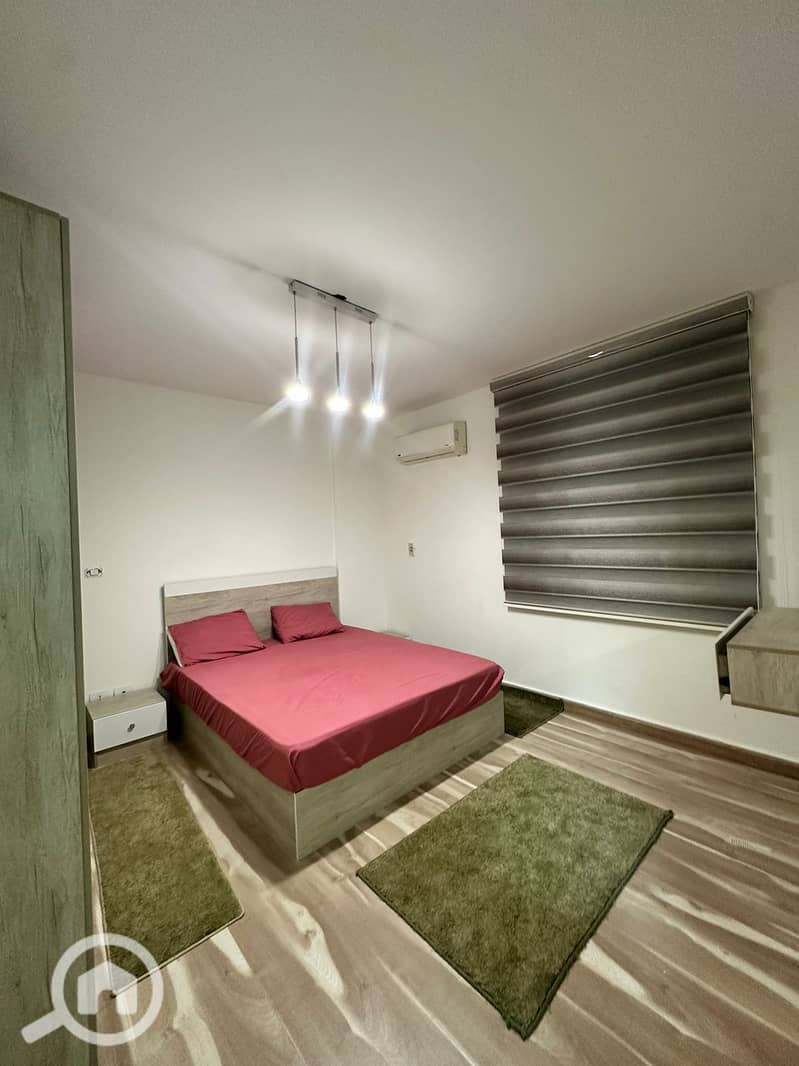 11 d9b4e724-fbdf-49a8-9108-8bcf8c2f2041. jpeg