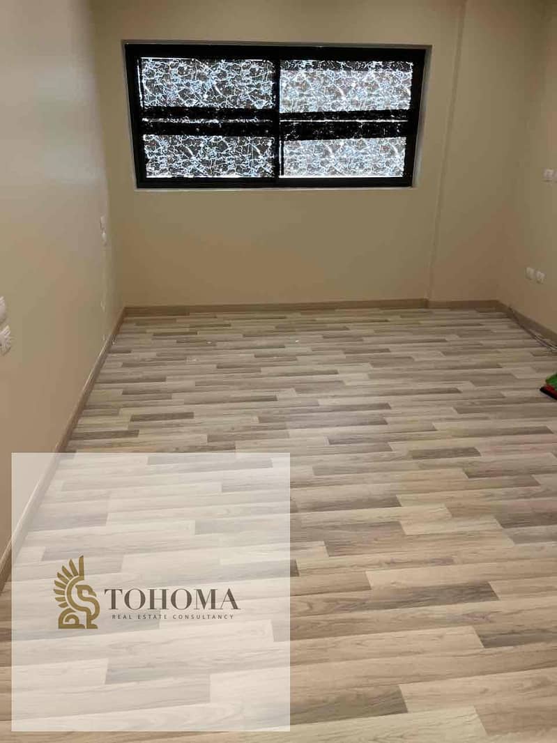 12 aff16143-e95d-4d9a-a8f9-821808551c21. jpg