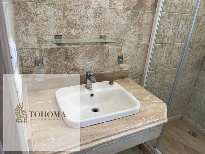 14 e64a81c6-484b-4eeb-817c-e77db95e4639. jpg