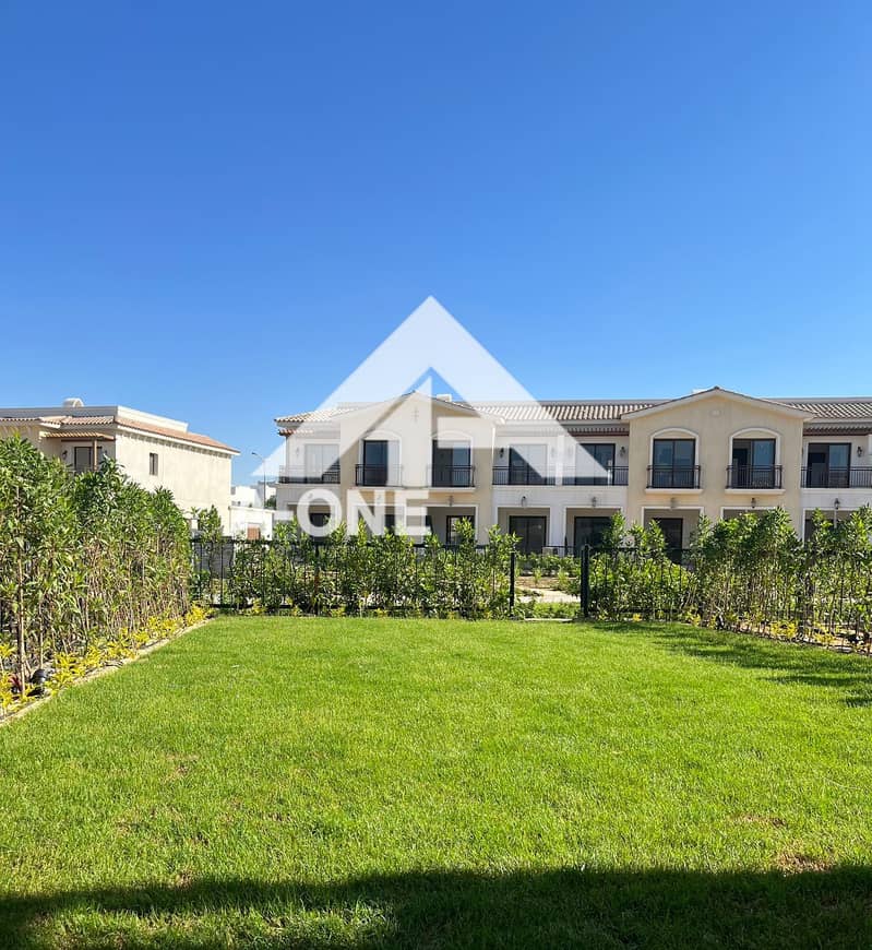 12 a8a25800-0a49-493c-b0c3-e65a6c881d18. jpg