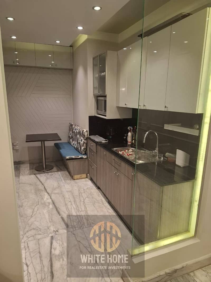 8 64000330-014f-4340-ac99-f4216df20f88. jpeg