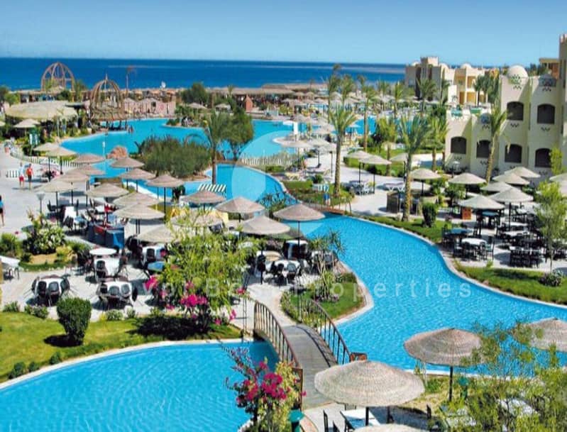 6 Makadi-Invest-Gate-750x370-1. jpg