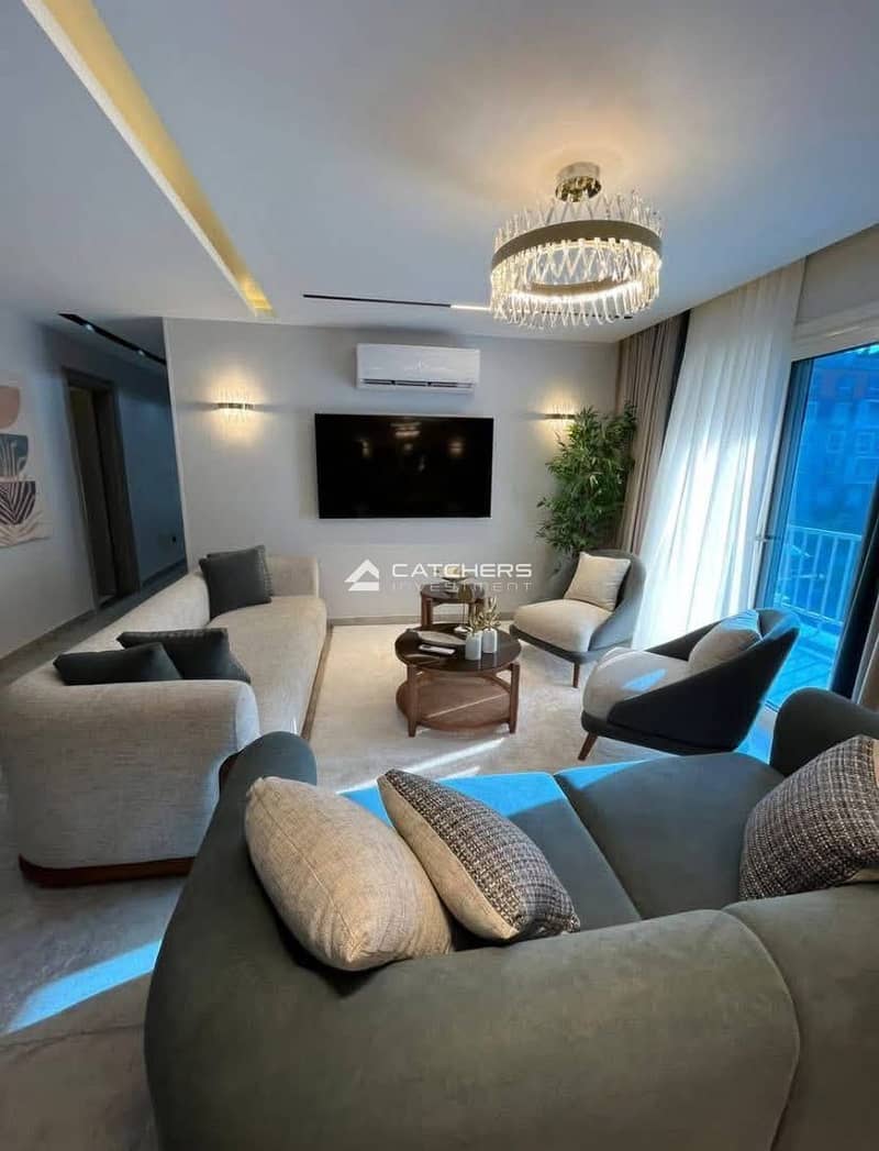 4 557666031_1949113475944758_4459800629852608364_n. jpg