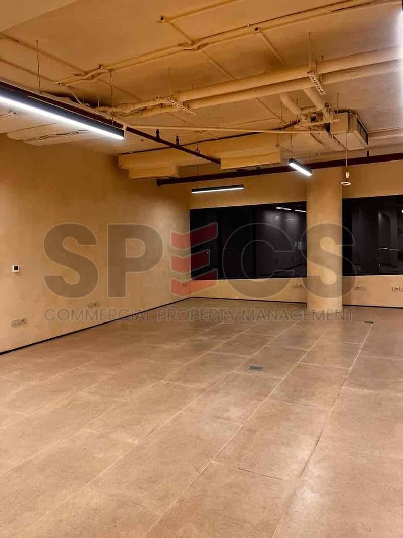 3 18b0bab7-a354-4fbf-95d2-8e3b0bf9f141. jpg