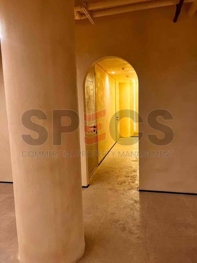 4 ac75b047-b1df-4e58-bf0e-0704e20cbccf. jpg