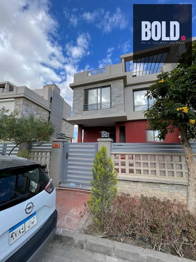 4 Bedroom Villa for Sale in 6th of October, Giza - IMG-20251006-WA0038. jpg