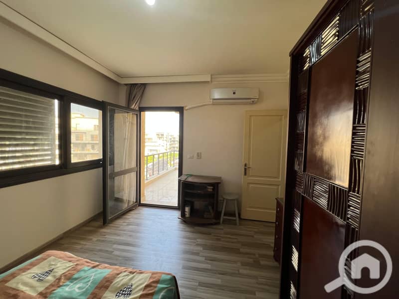 8 ec26237f-1167-4712-9e9b-62fc33e756dd. jpg