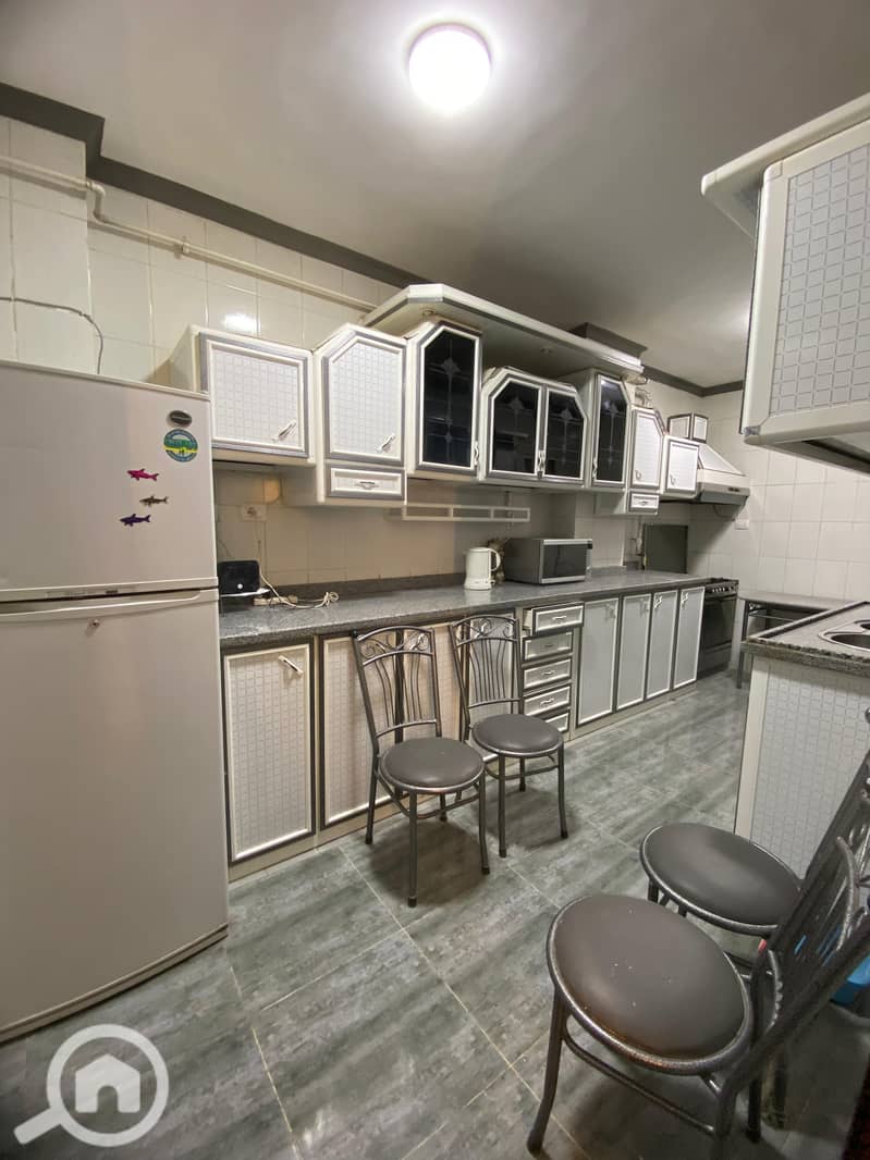 8 acad6eeb-4809-4580-a962-9a064ac97777. jpeg