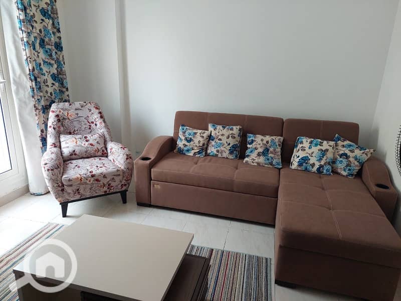 2 1318f580-7333-48ec-a634-67b125cf863c. jpeg