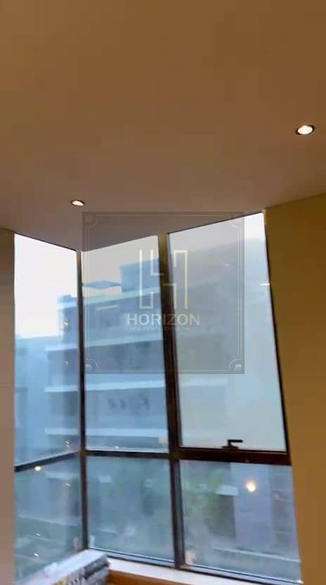 2 vlcsnap-2026-01-13-19h09m44s219. png