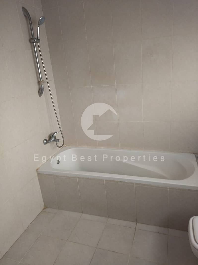 10 45ff39b9-2594-46ca-b104-8da3e878981f. jpeg