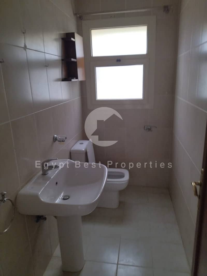 11 528b12ac-3ced-461c-b2e3-ae0cacba59f3. jpeg