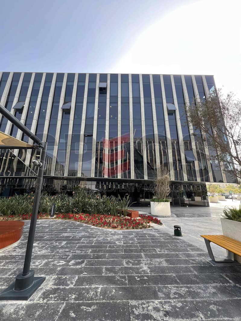 5 b0b93d50-fc27-49d3-8d28-ab3117607825. jpg