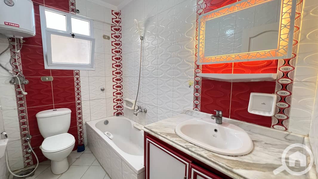 5 IMG-20250420-WA0052. jpg