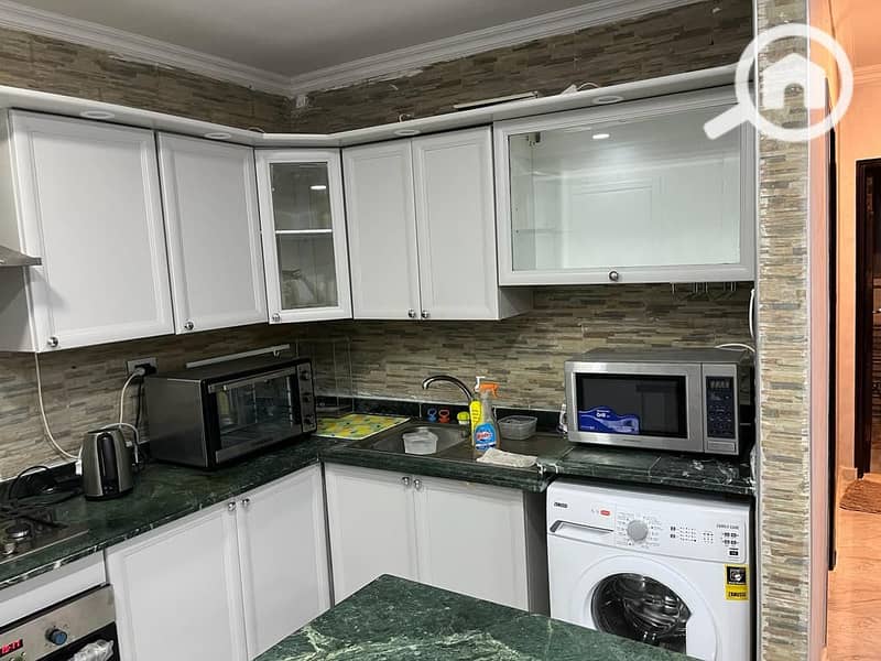 6 446c4fef-55b2-48c2-b684-ce39c76f83b4. jpeg