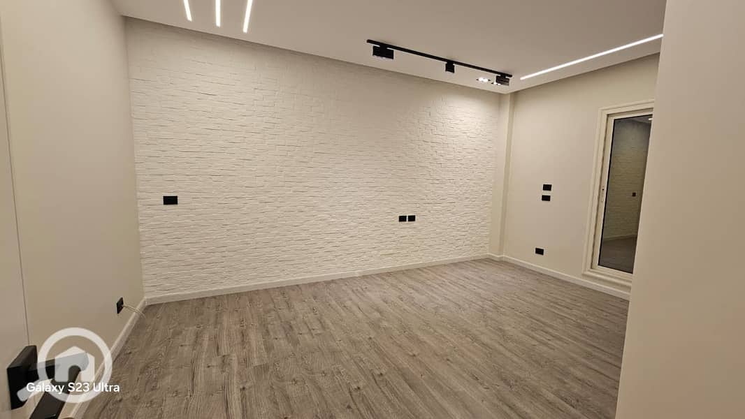 9 WhatsApp Image 2026-01-11 at 5.31. 20 PM (1). jpeg