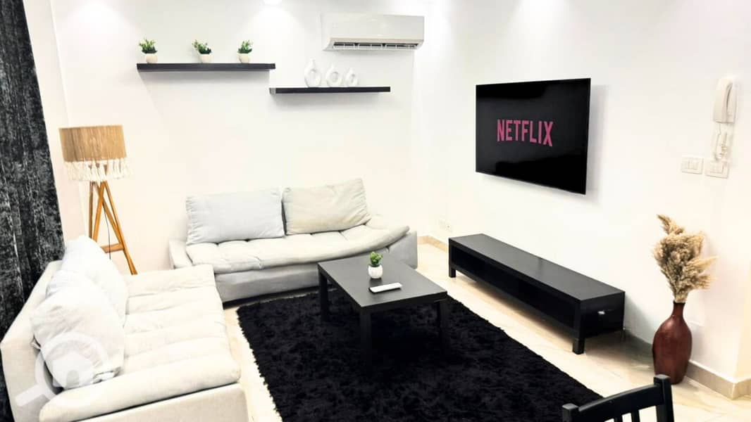 3 047e9d5d-4e3a-4bc1-88f3-01c7b52f46a2. jpeg