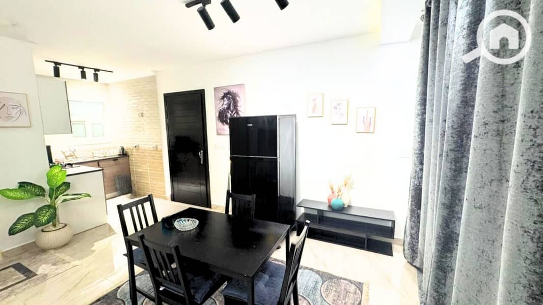 6 fb30e372-06b6-4cbf-958a-dcaee4920c9b. jpeg