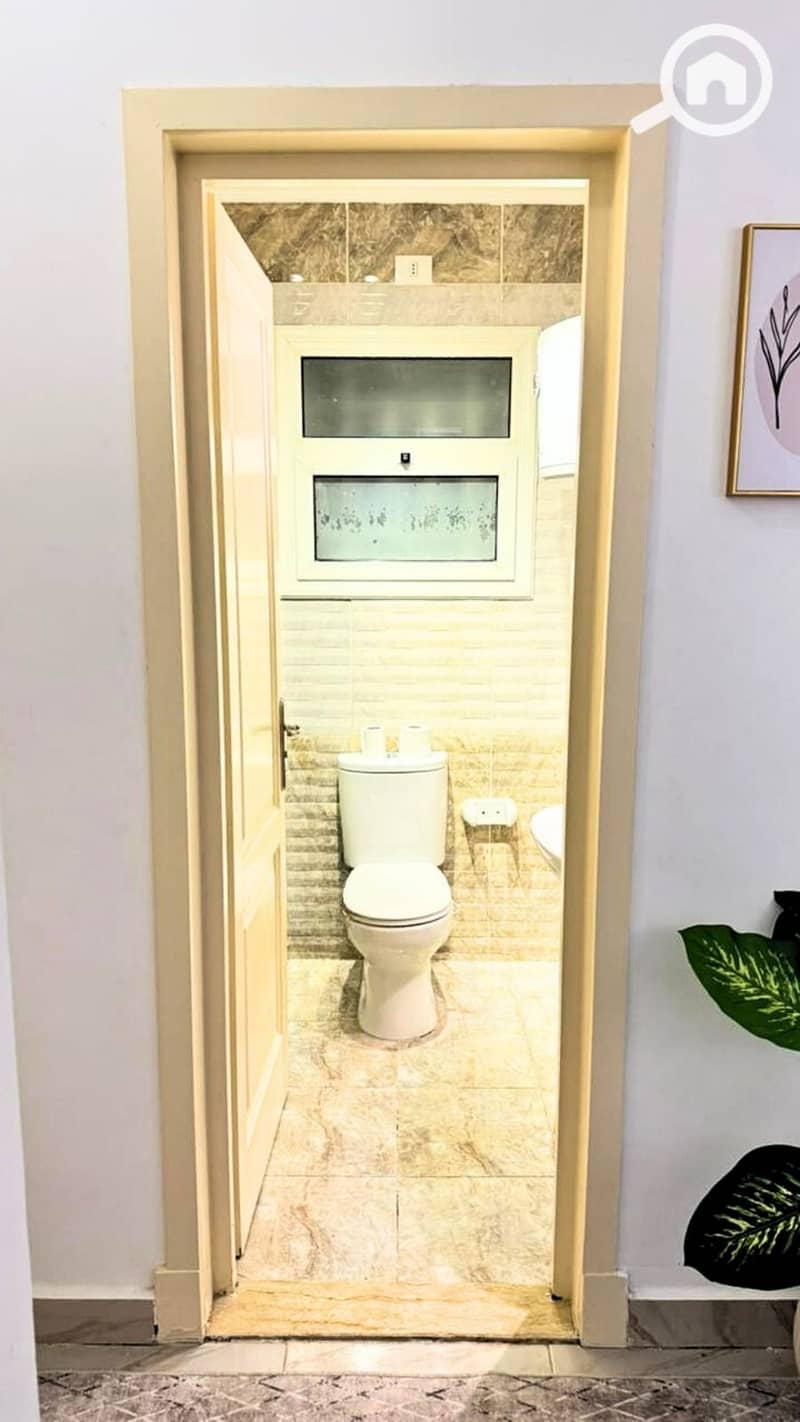 11 f3be8f96-72e4-4295-9d6f-2462cafb8643. jpeg