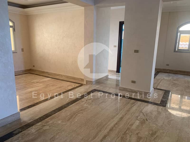 8 825fd7a5-2ede-4eb2-9ece-f4216d38b8a5. jpg