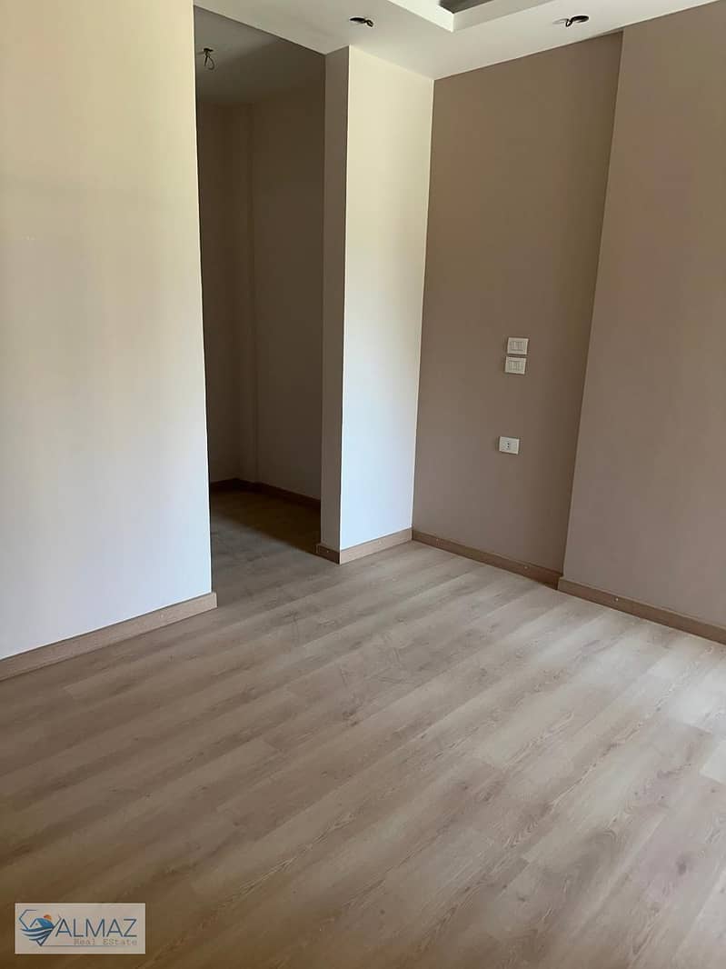 5 WhatsApp Image 2026-01-13 at 7.45. 31 PM (1). jpeg