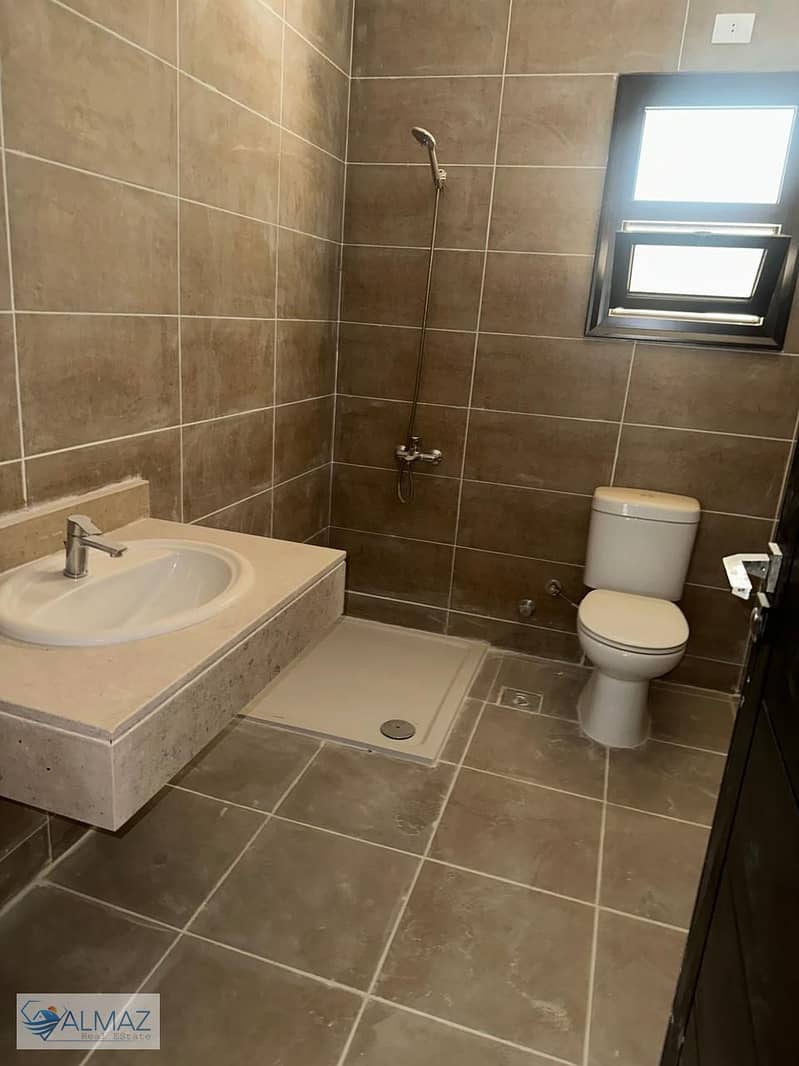 21 WhatsApp Image 2026-01-13 at 7.45. 33 PM (1). jpeg