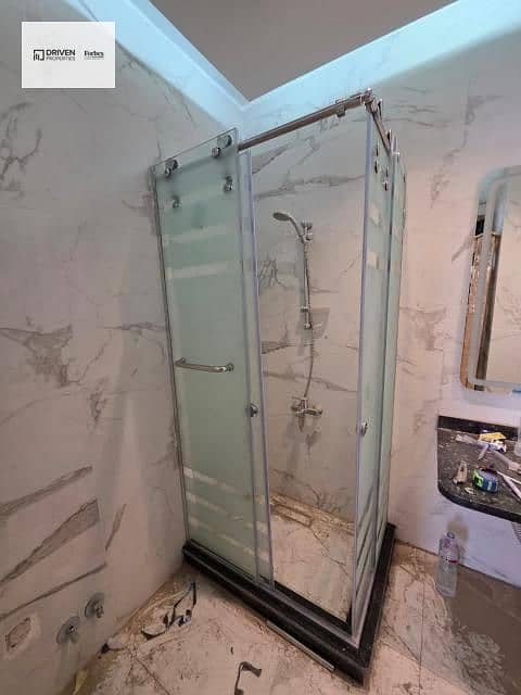 10 33bdbec2-db30-44da-8a60-dd062f97ec90. jfif. jpg