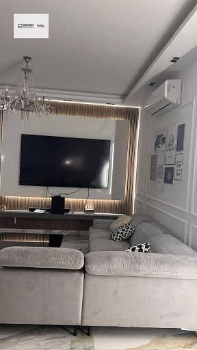 4 b66aba43-6729-48b1-8f19-c30fbcc73e89. jfif. jpg