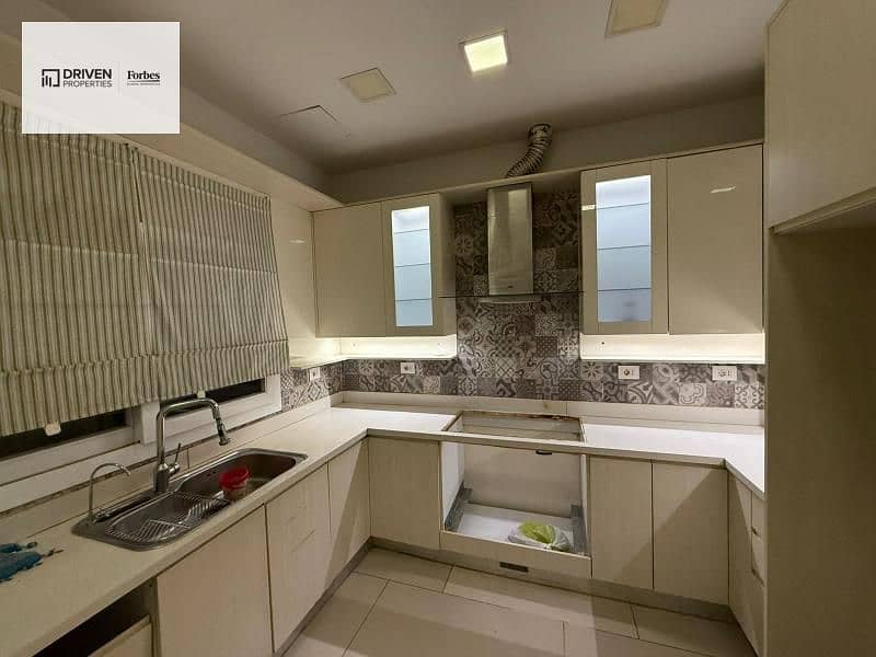 16 d5e83fc0-740e-4eee-b88d-b0db3ae3e45f. jfif. jpg