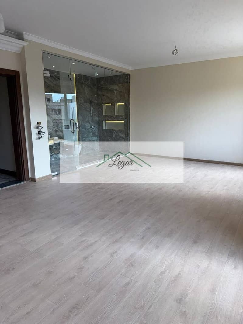 5 0171dbf3-eeb1-4da0-8f52-5a2a65783961. jpg