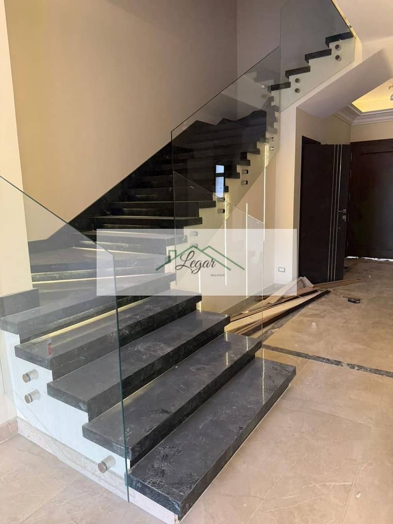 7 e84cab56-a722-4c2b-9a15-89768c97df45. jpg