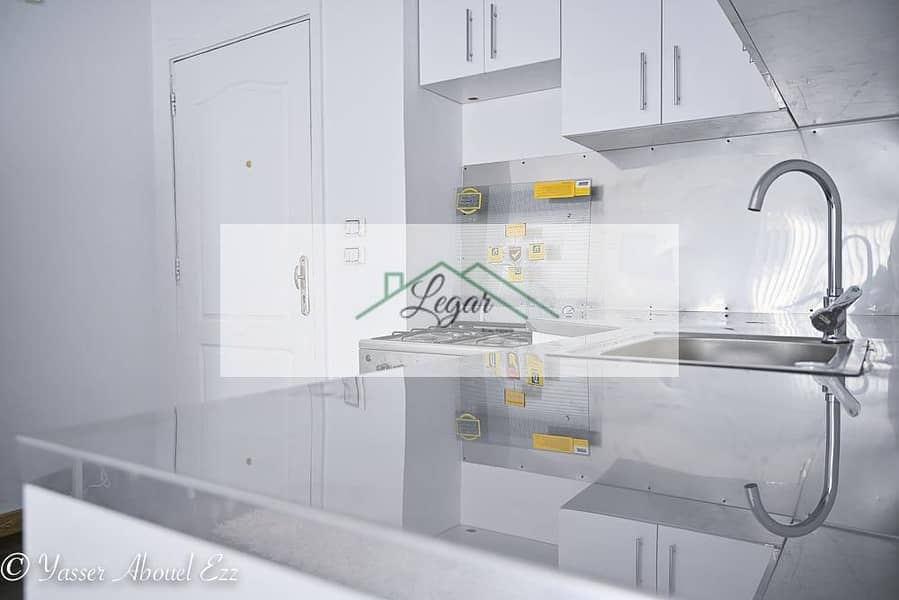 7 c2300e91-fc8d-44c7-8949-86b6c2132871. jpg