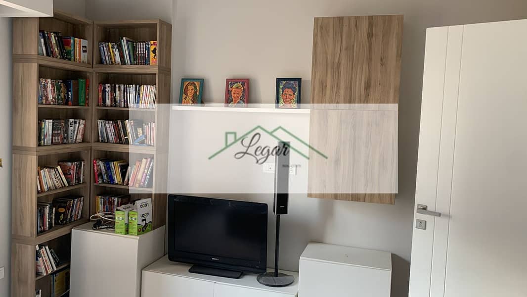 2 8c95d3c3-9bab-41d9-80fb-ddb9658d99f8. jpg